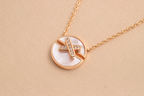 ¡®Star¡¯JEUX DE PINK GOLD DIAMOND NECKLACE