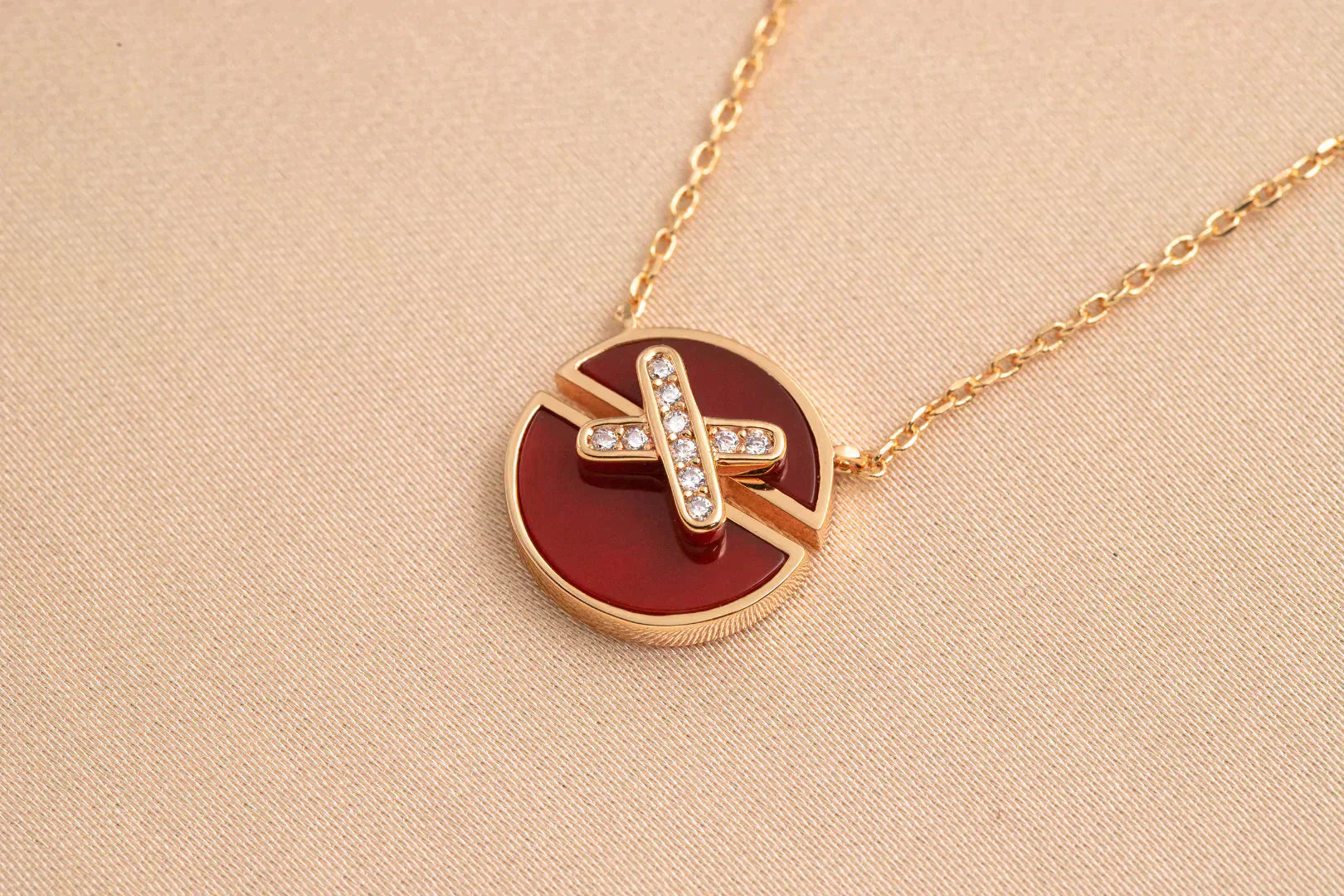 ¡®Star¡¯JEUX DE ROSE GOLD DIAMOND NECKLACE