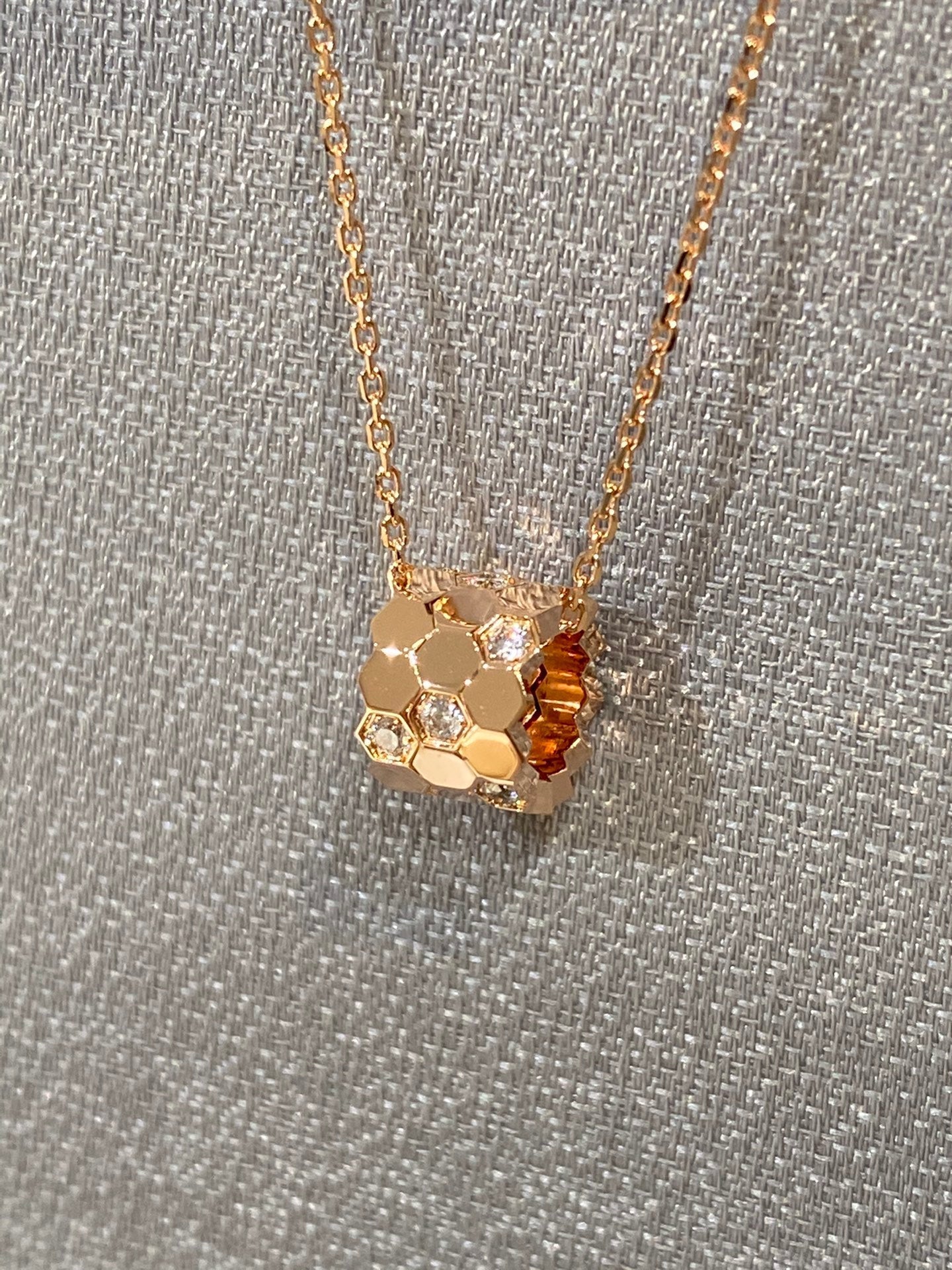 ¡®Star¡¯BEE LOVE DIAMOND NECKLACE