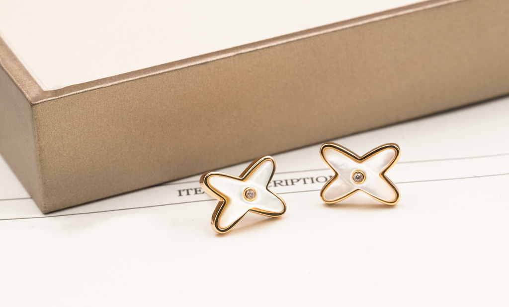 ¡®Star¡¯JEUX DE WHITE MOP PINK GOLD DIAMOND EARRINGS