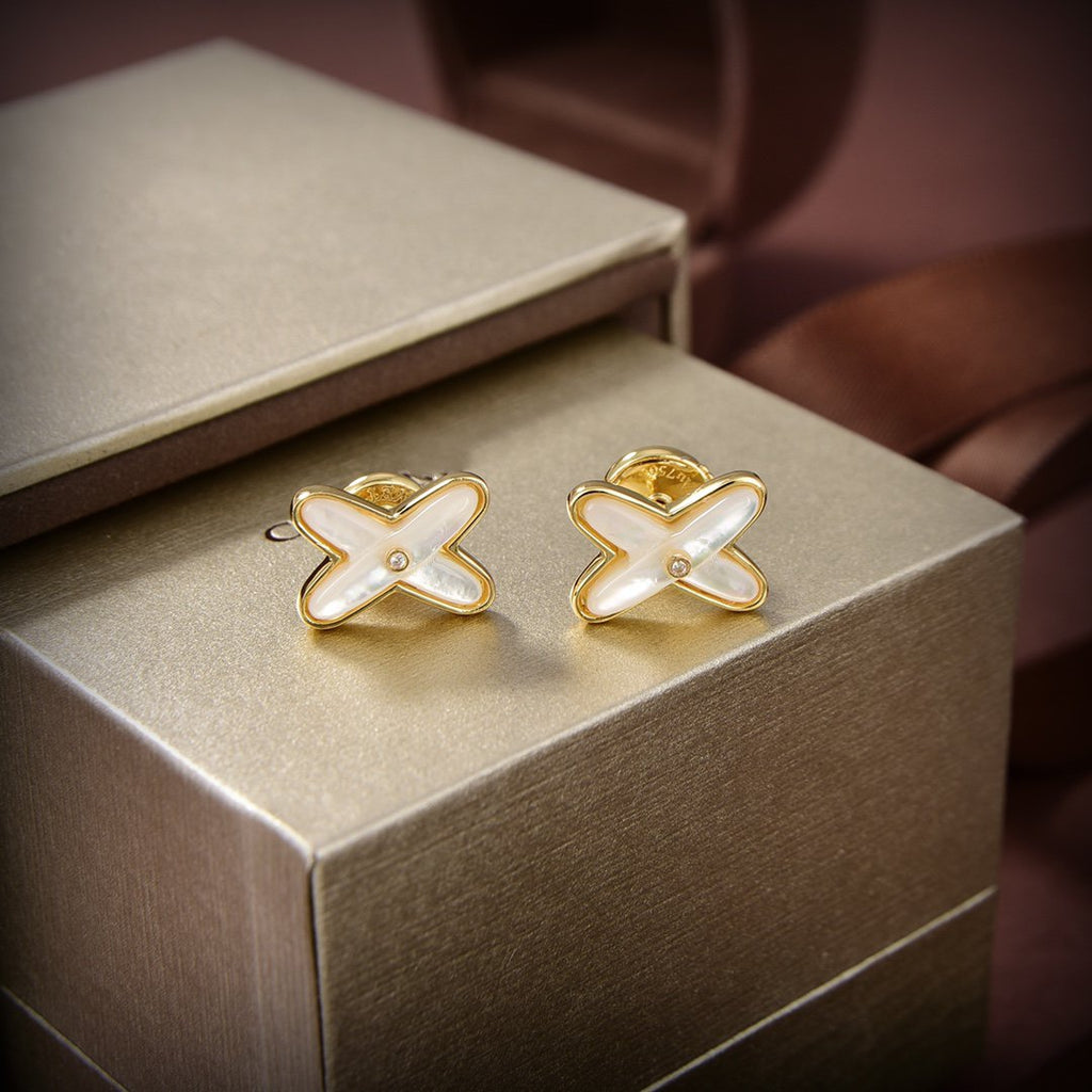¡®Star¡¯JEUX DE WHITE MOP GOLD DIAMOND EARRINGS