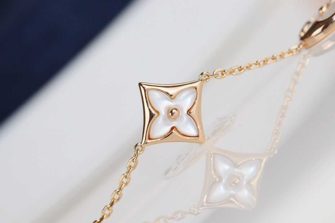 ¡®Star¡¯LEAF CLOVER BRACELET