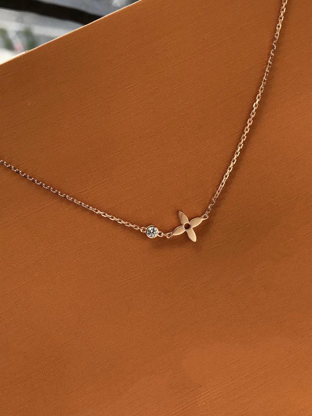 ¡®Star¡¯BLOSSOM PENDANT PINK GOLD AND DIAMOND
