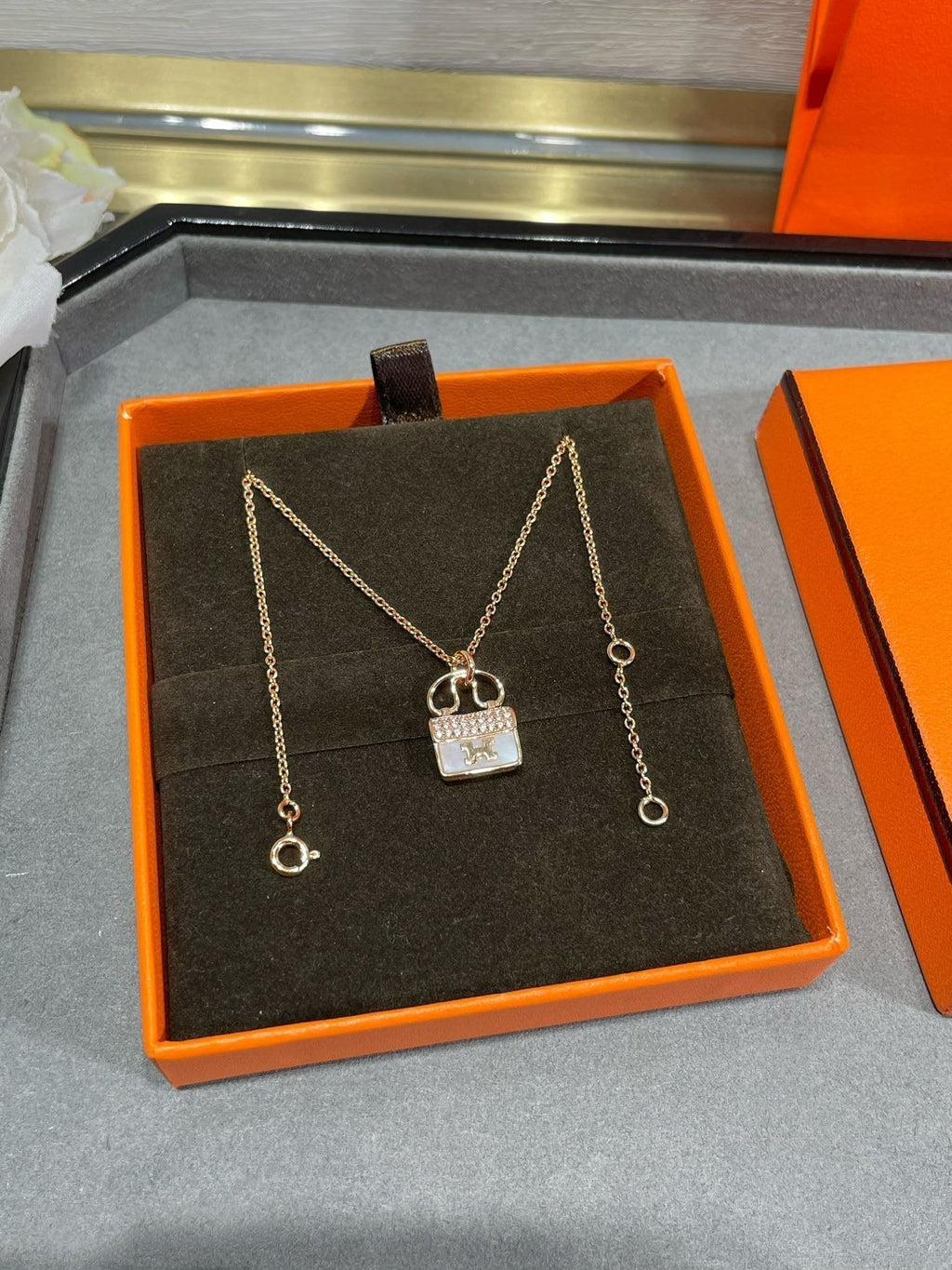 ¡®Star¡¯H CIRCE MOISSANITE PENDANT NECKLACE GOLD