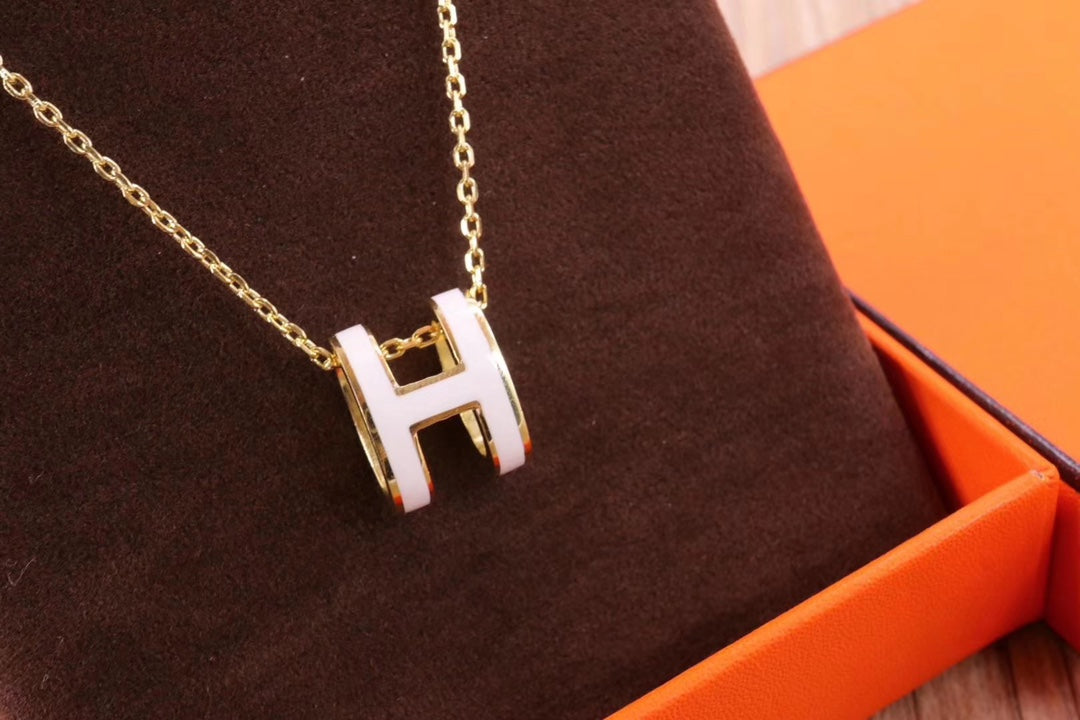 ¡®Star¡¯HM CLIC YELLOW ENAMEL GOLD NECKLACE