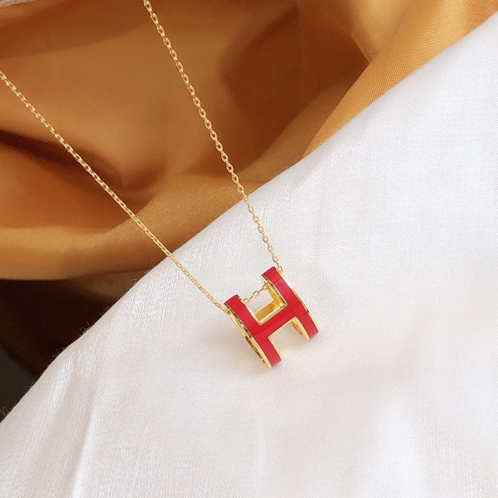 ¡®Star¡¯HM CLIC RED ENAMEL GOLD NECKLACE
