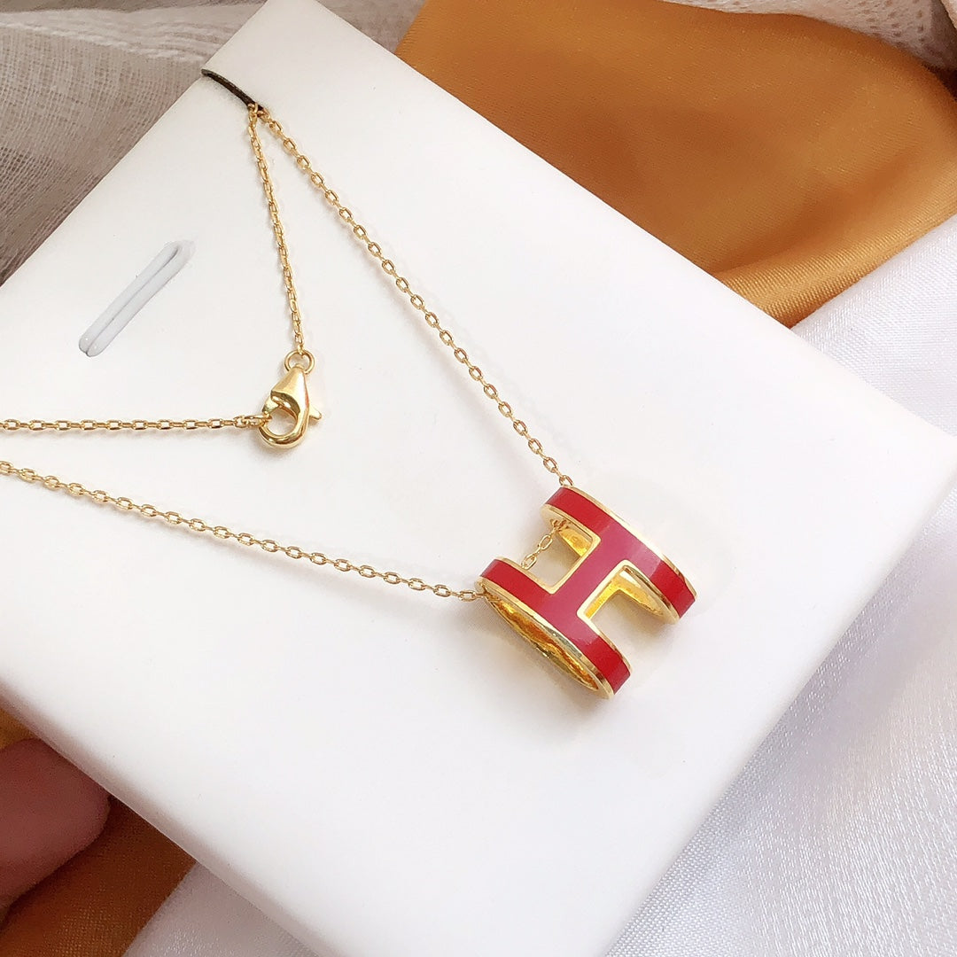 ¡®Star¡¯HM CLIC RED ENAMEL GOLD NECKLACE