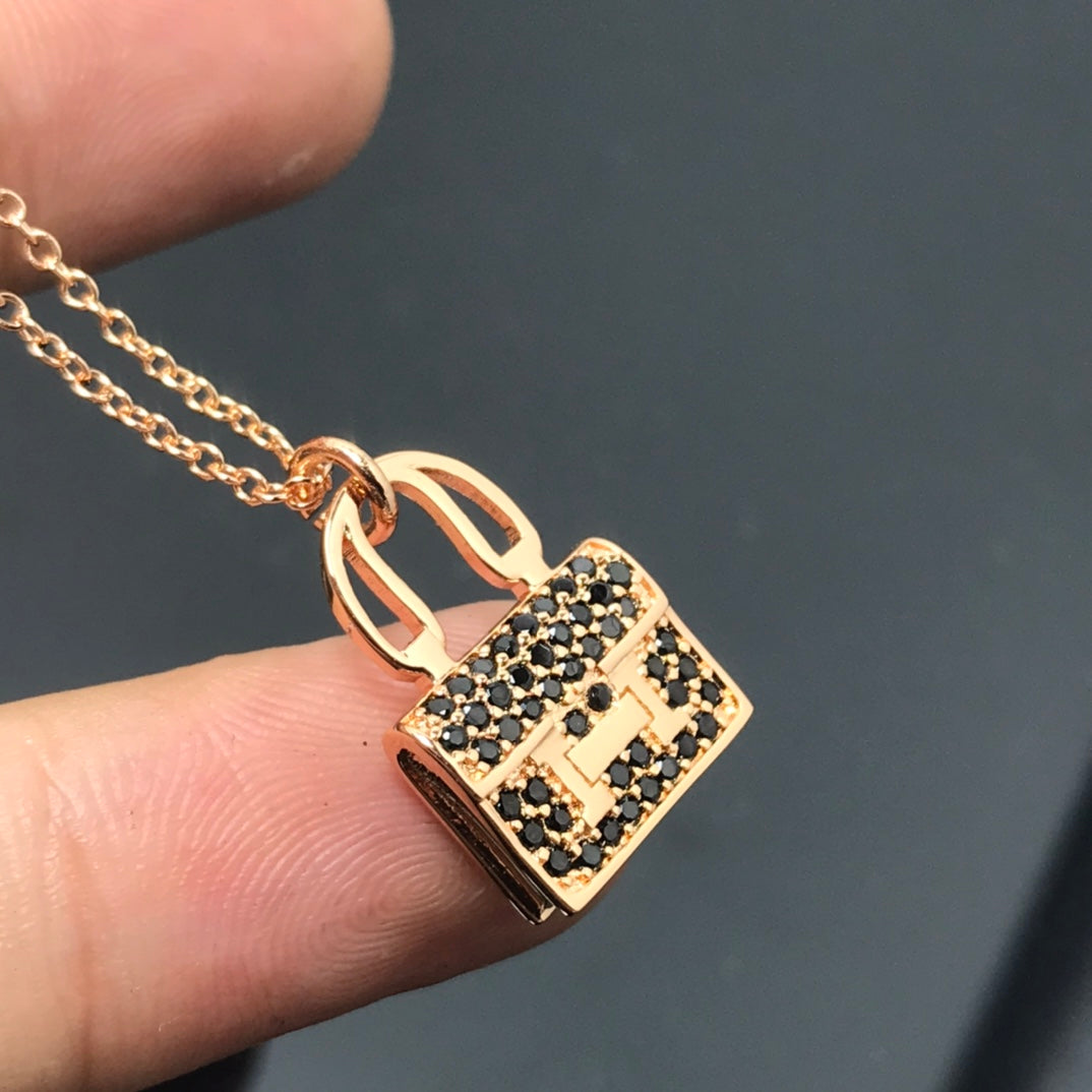 ¡®Star¡¯HM NECKLACE ARRIVAL BLACK DIAMOND