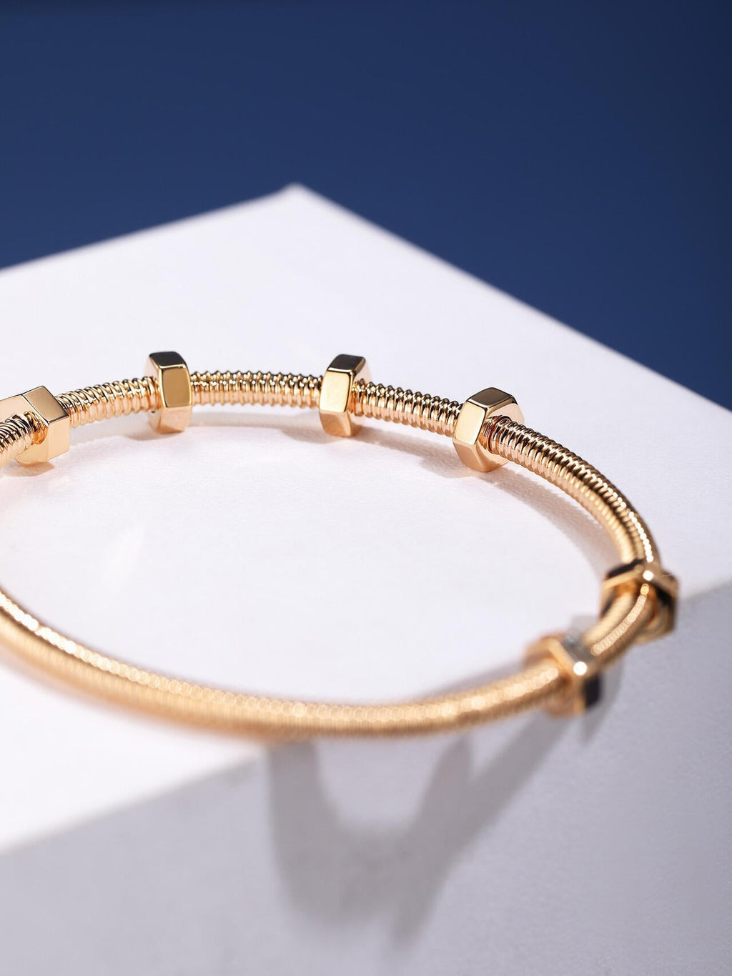 [¡®Star¡¯]CT THREADED BRACELET