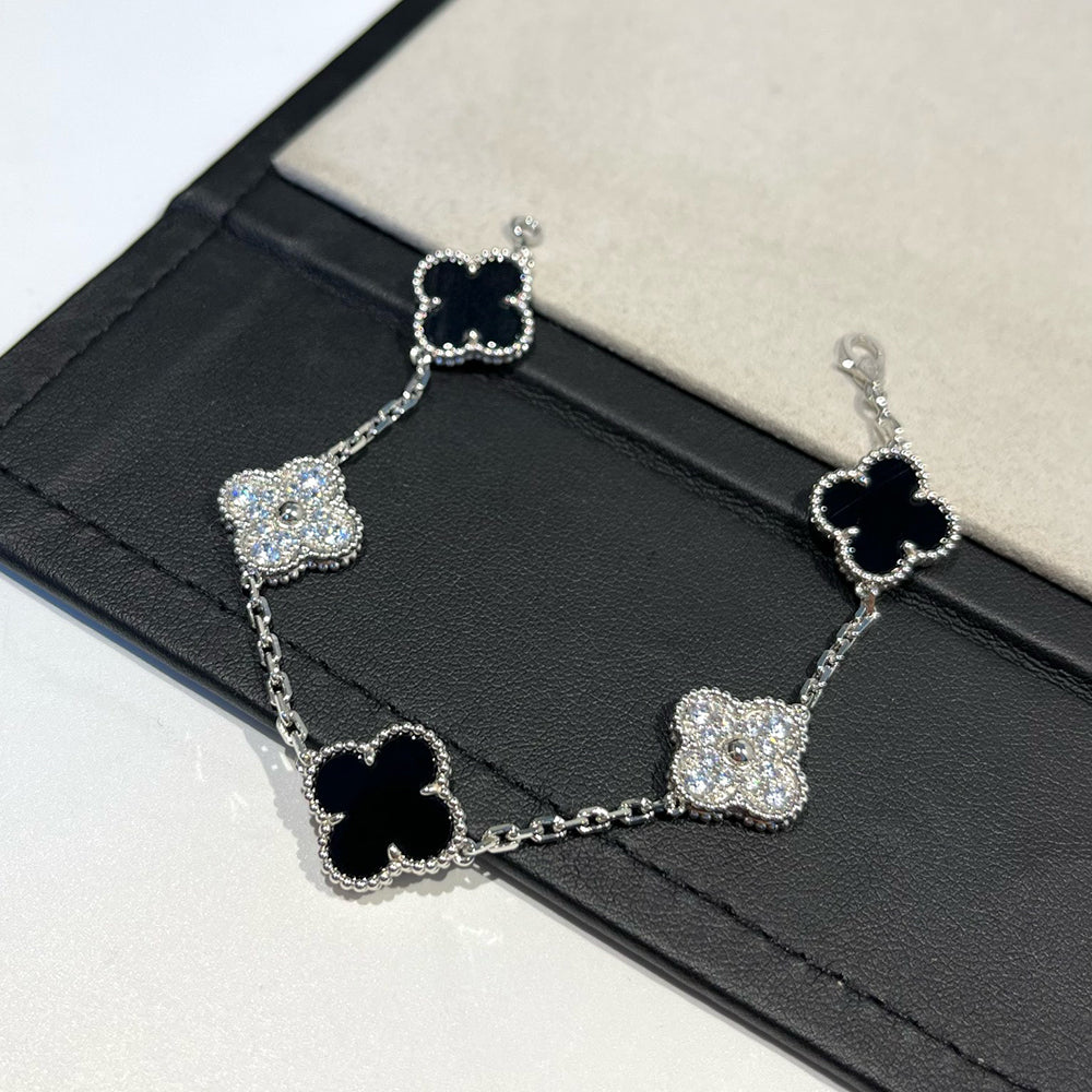 [Star]New CLOVER 5 MOTIF ONYXS BRACELET COLLECTION