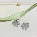 ¡®Star¡¯FRIVOLE SILVER FLOWER DIAMOND EARRINGS