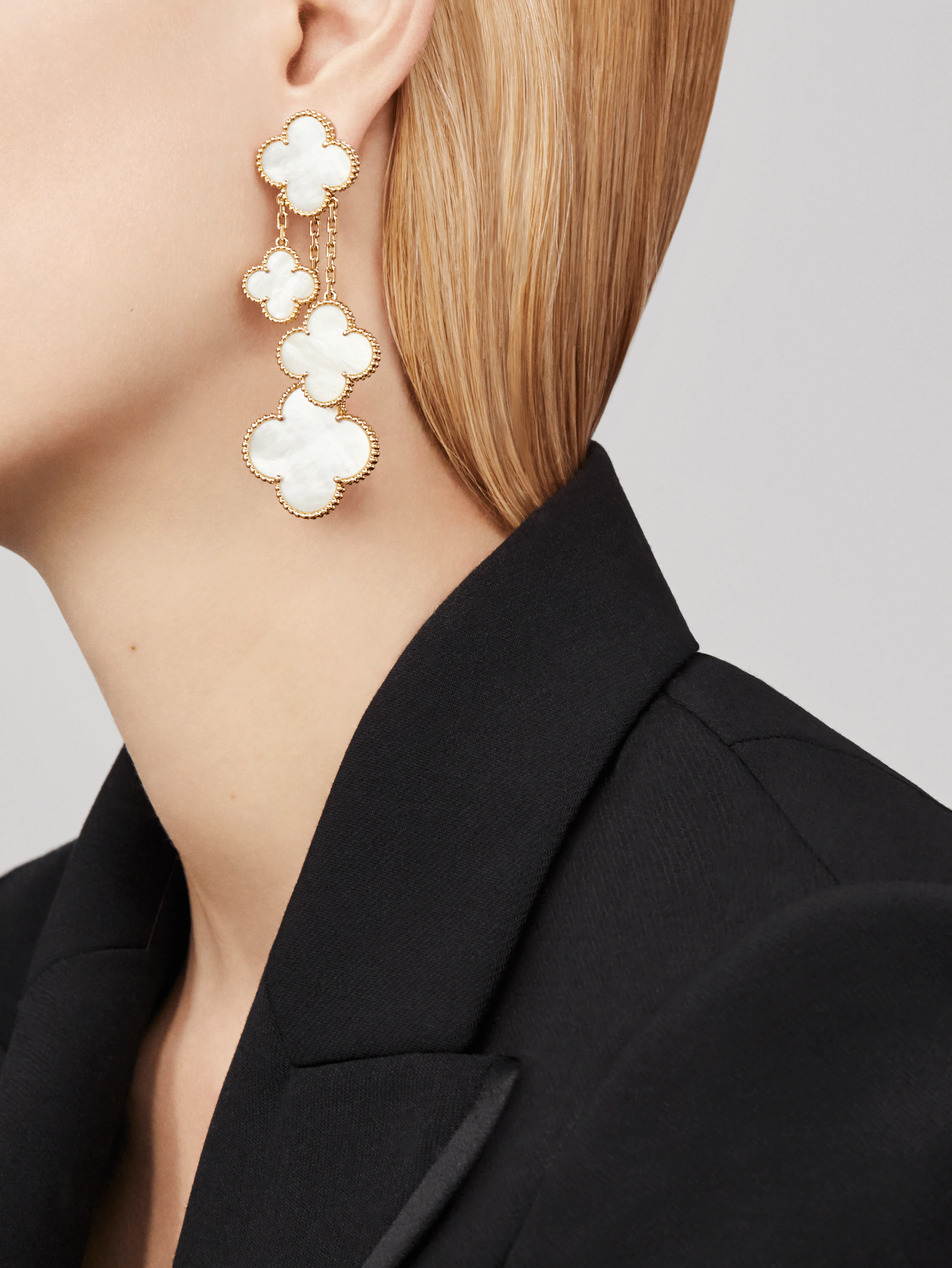 ¡®Star¡¯CLOVER EARRINGS WHITE MOP 4 MOTIFS GOLD