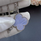¡®Star¡¯CLOVER SILVER CHALCEDONY BIG CLOVER NECKLACE
