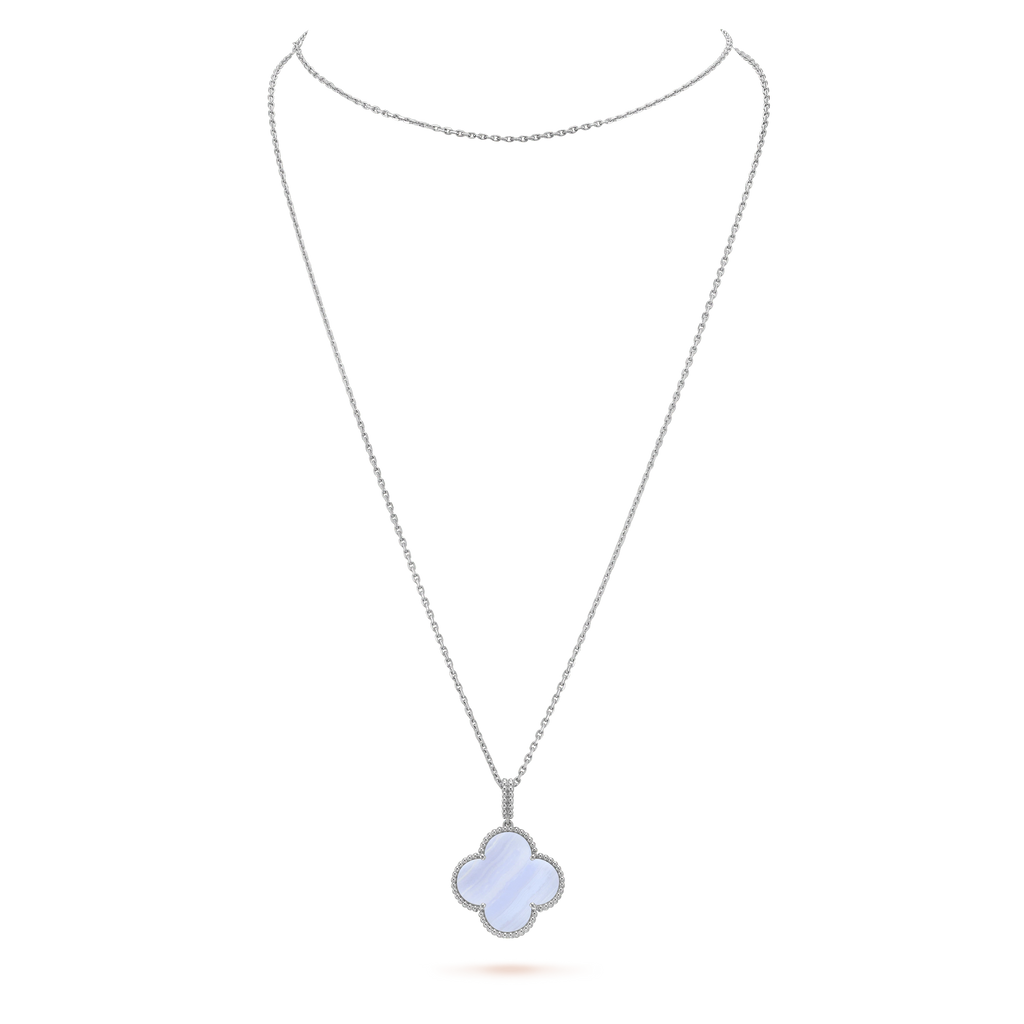 ¡®Star¡¯CLOVER SILVER CHALCEDONY BIG CLOVER NECKLACE