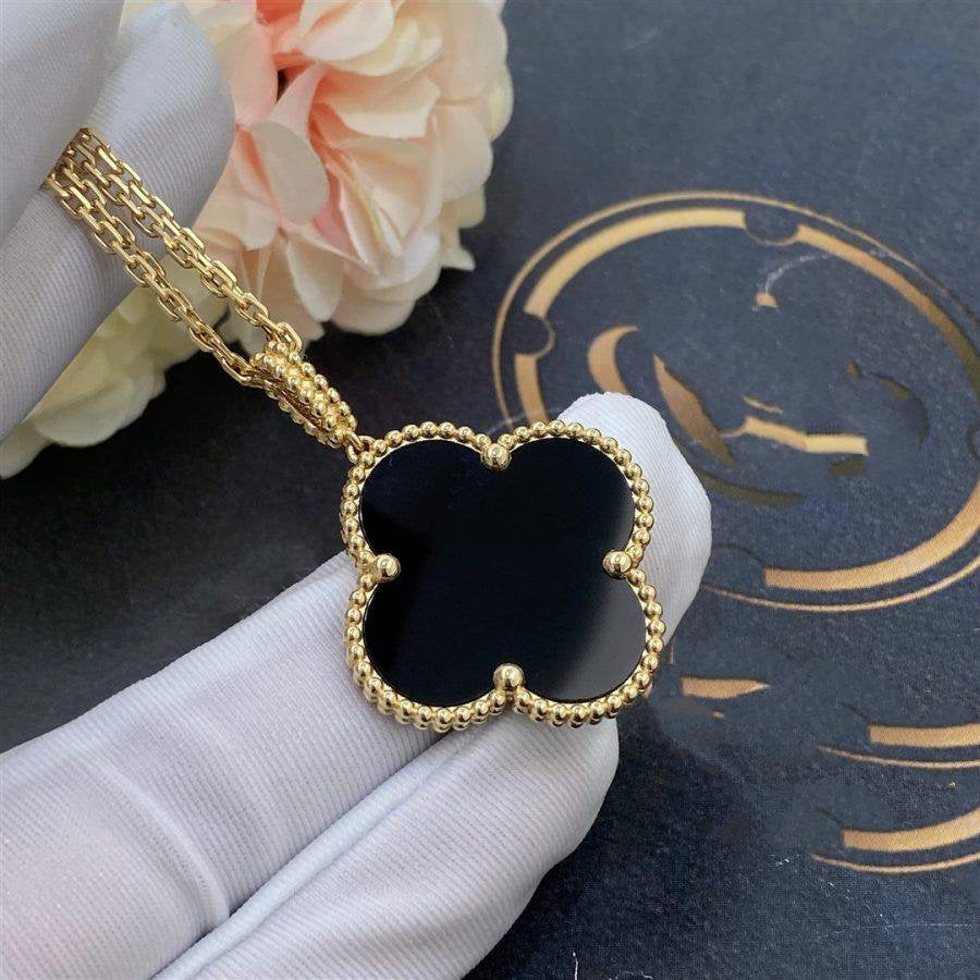 ¡®Star¡¯CLOVER 25MM GOLD ONYX BIG CLOVER NECKLACE