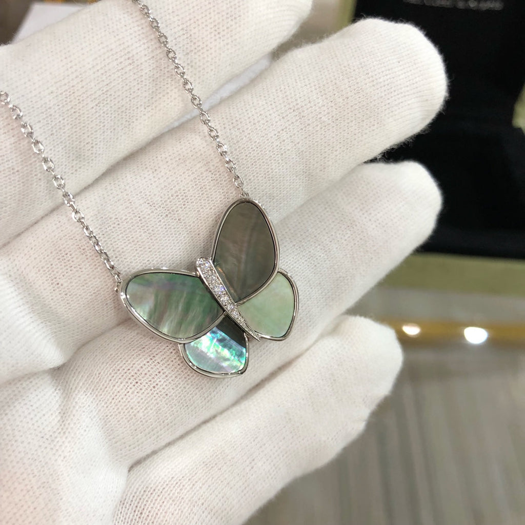¡®Star¡¯LARGE BUTTERFLY SILVER PENDANT DIAMOND NECKLACE