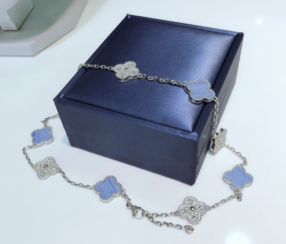 ¡®Star¡¯CLOVER 10 MOTIFS CHALCEDONY DIAMONDS SILVER NECKLACE