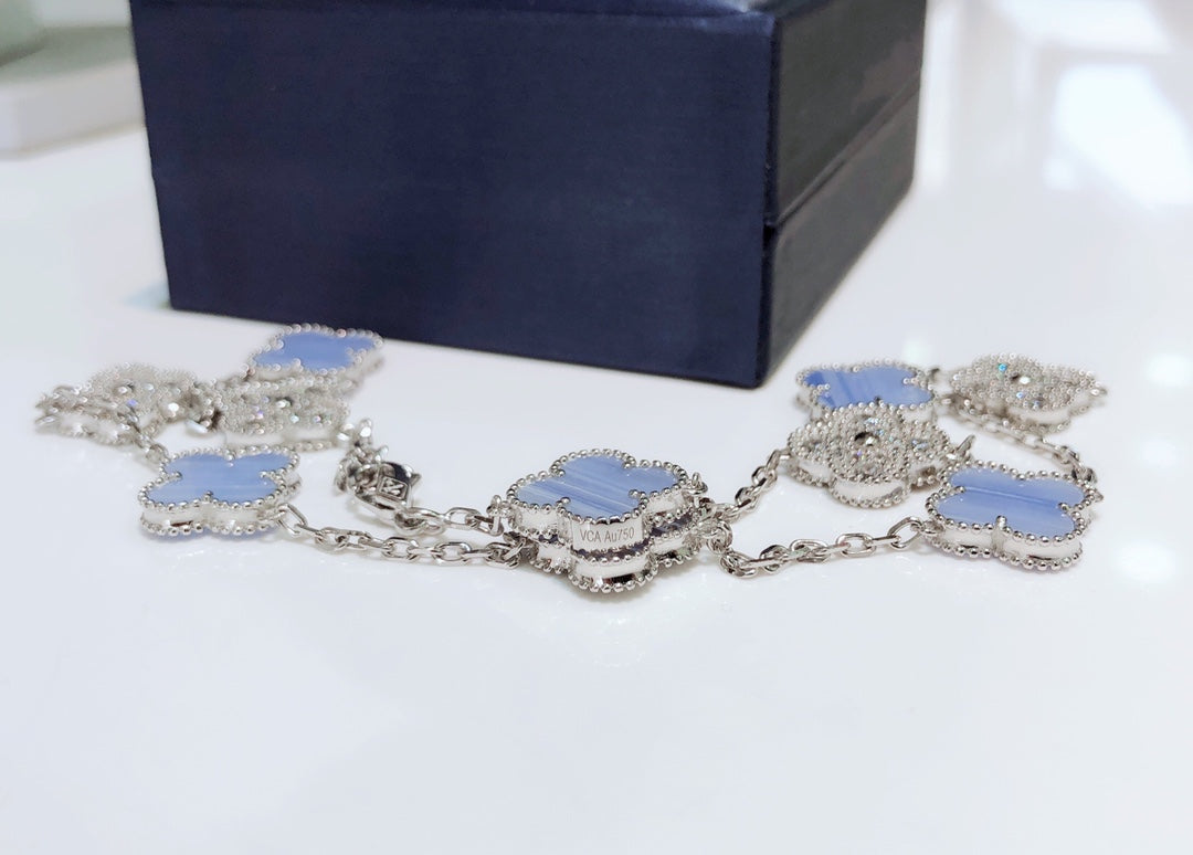 ¡®Star¡¯CLOVER 10 MOTIFS CHALCEDONY DIAMONDS SILVER NECKLACE